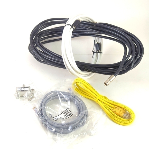 MISCELLANEOUS cables and connector - Picture 1 of 6
